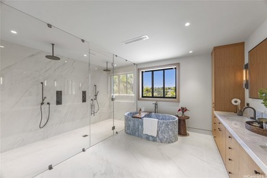 Introducing a rare new luxury construction in the heart of - photo 21