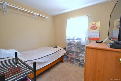 Rare find! This meticulously maintained 3-bedroom home combines - photo 9