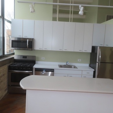 Wonderful opportunity to own great loft apartment in solid