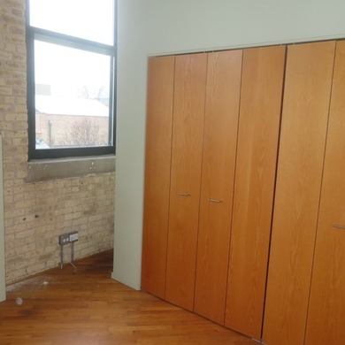 Wonderful opportunity to own great loft apartment in solid