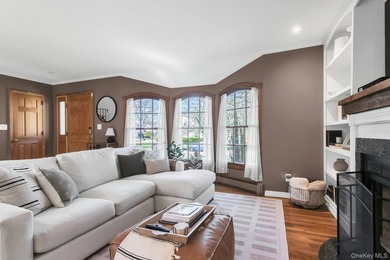 Mint expanded Center Hall Split in the desirable Village of - photo 8