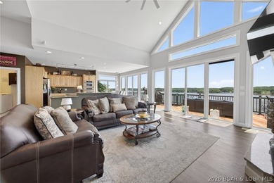 Lakefront, luxury, effortless are the best describing words for - photo 9