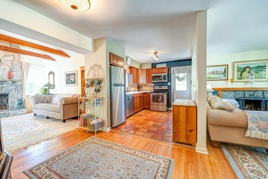 This Nantucket Cape boasts beautiful waterviews overlooking - photo 10