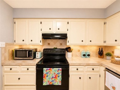 Welcome to this inviting 3 bedroom, 2 bath home in Portland's - photo 12