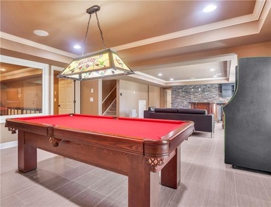 SELLER OFFERS $10,000 CLOSING COST INCENTIVE WITH A FULL PRICE - photo 3