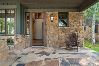 Welcome home - where unmatched luxury meets the untamed beauty - photo 4