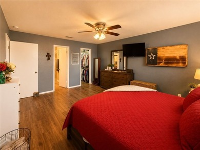 Welcome to this inviting 3 bedroom, 2 bath home in Portland's - photo 20