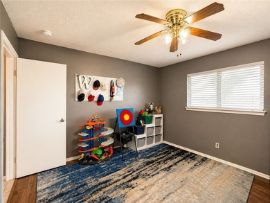 Welcome to this inviting 3 bedroom, 2 bath home in Portland's - photo 25