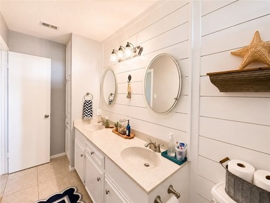 Welcome to this inviting 3 bedroom, 2 bath home in Portland's - photo 27