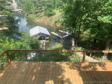 Rare opportunity to own a private waterfront retreat with - photo 2