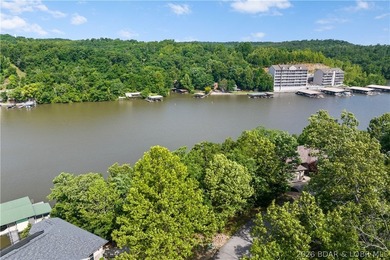 Discover this premier lakefront lot in the highly sought-after - photo 2