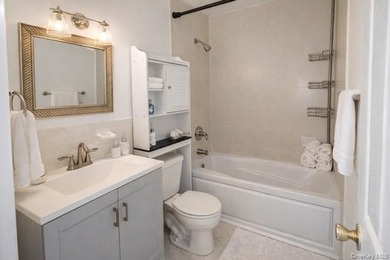 Wake up to breathtaking, unobstructed waterfront views from your - photo 7