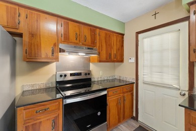 Location location location!!! Charming 4BR/2BA country home - photo 8