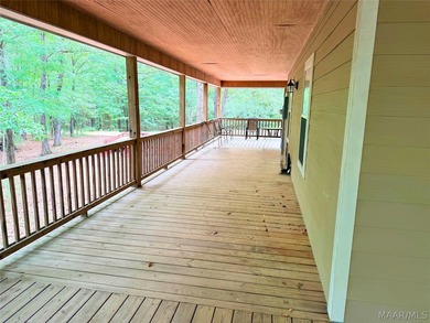 Escape to your own private retreat just minutes from the - photo 3