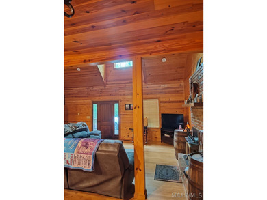 Escape to your own private retreat just minutes from the - photo 8
