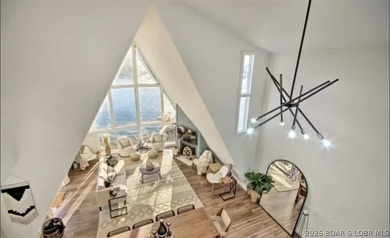 Back on the market with updates and a $10K flooring credit - photo 3