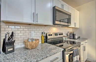 Back on the market with updates and a $10K flooring credit - photo 6