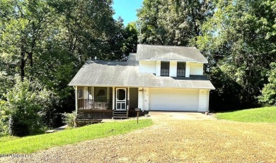 Lake Home For Sale in Hernando, Mississippi