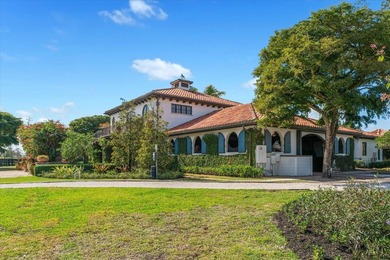 Stunning 21 acre Equestrian Compound located in the heart of - photo 4