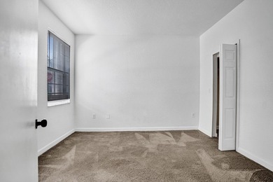 Amazing Townhome in Royal Palm Beach. Great Location! All Ages! - photo 25
