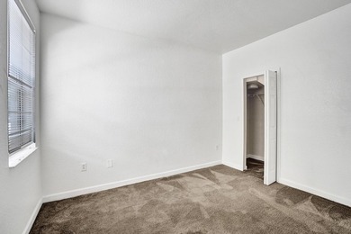 Amazing Townhome in Royal Palm Beach. Great Location! All Ages! - photo 27