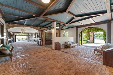 Stunning 21 acre Equestrian Compound located in the heart of - photo 10