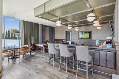 Windrose Tower is a luxury high-rise residence overlooking