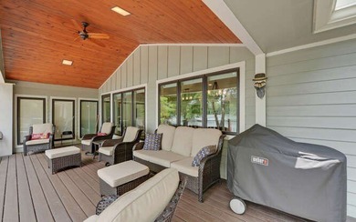 Magnificent Sunsets from the Large Lakefront Home on Lake - photo 35