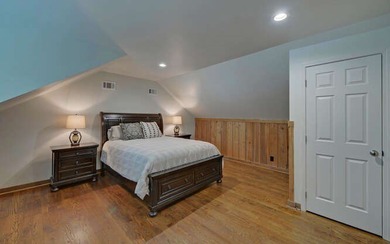 Magnificent Sunsets from the Large Lakefront Home on Lake - photo 37