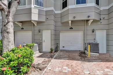 Amazing Townhome in Royal Palm Beach. Great Location! All Ages! - photo 41