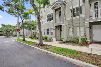 Amazing Townhome in Royal Palm Beach. Great Location! All Ages! - photo 43