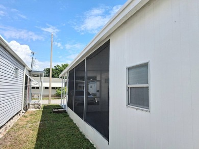Located in desirable El Dorado Village in Largo Fl. 2 Bedrooms 1 - photo 5