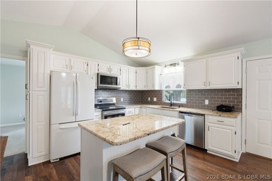 Welcome to lake living at its finest in the desirable Fawn - photo 8
