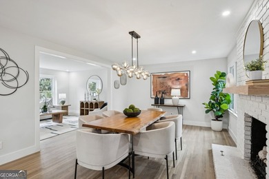 Stylish, low-maintenance Brookhaven living inside gated Ashford - photo 9