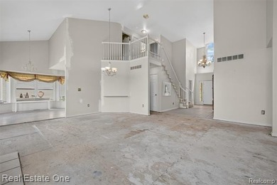 Welcome to this beautiful lakefront home in the highly - photo 13
