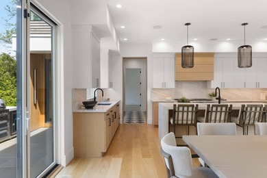 A new expression of Hamptons luxury arrives in Bay Point-elegant - photo 14