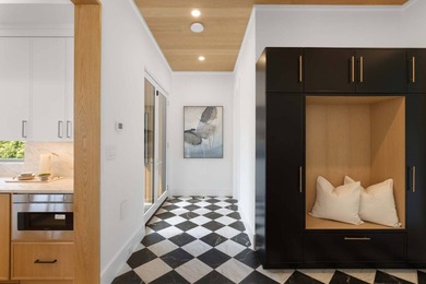 A new expression of Hamptons luxury arrives in Bay Point-elegant - photo 15