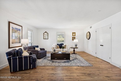 Recent Price Improvement! Classy and Convenient, Welcome Home to - photo 18