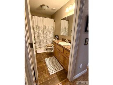 Beautifully maintained, one-owner home offering a spacious open - photo 9