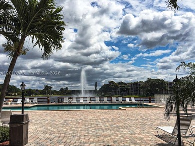 Spacious 2-bedroom, 2-bath condo located in the desirable Live - photo 20