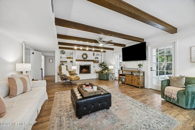 Recent Price Improvement! Classy and Convenient, Welcome Home to - photo 22