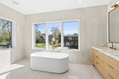 A new expression of Hamptons luxury arrives in Bay Point-elegant - photo 22