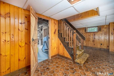 Very well maintained, owner occupied for over 50 years, 4 - photo 31