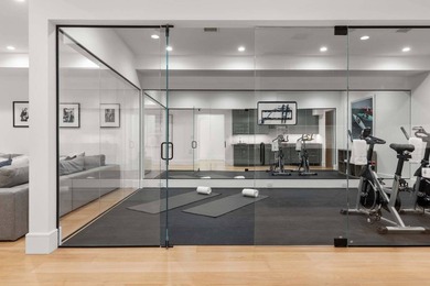 A new expression of Hamptons luxury arrives in Bay Point-elegant - photo 32