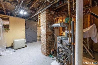 Very well maintained, owner occupied for over 50 years, 4 - photo 33