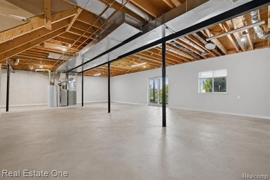 Welcome to this beautiful lakefront home in the highly - photo 36