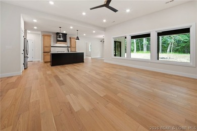 Welcome to this stunning brand-new modern construction home - photo 10