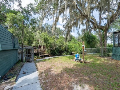 Located in the waterfront community of Kerr Shores, this - photo 46