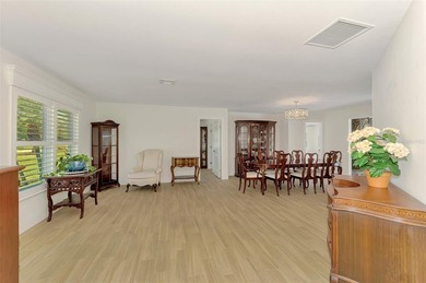 Priced to Sell! Move-In Ready on OVER AN ACRE in Mission Valley - photo 8