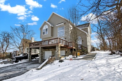 Lake Home For Sale in East Berlin, Pennsylvania